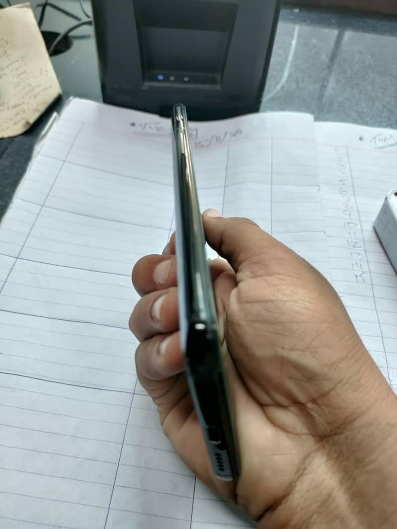 One Plus 6T 4