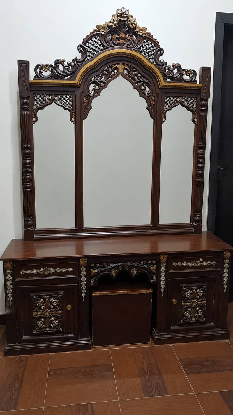 Chinioti Solid Wood Bed set 4
