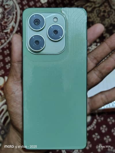 Tecno Spark 20 Pro 256/8+8 with box just like new