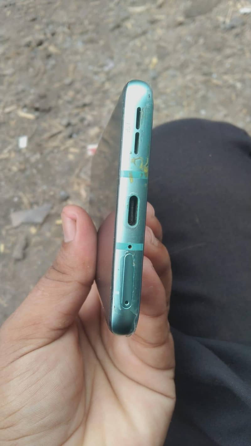 One Plus 8 Pro 0