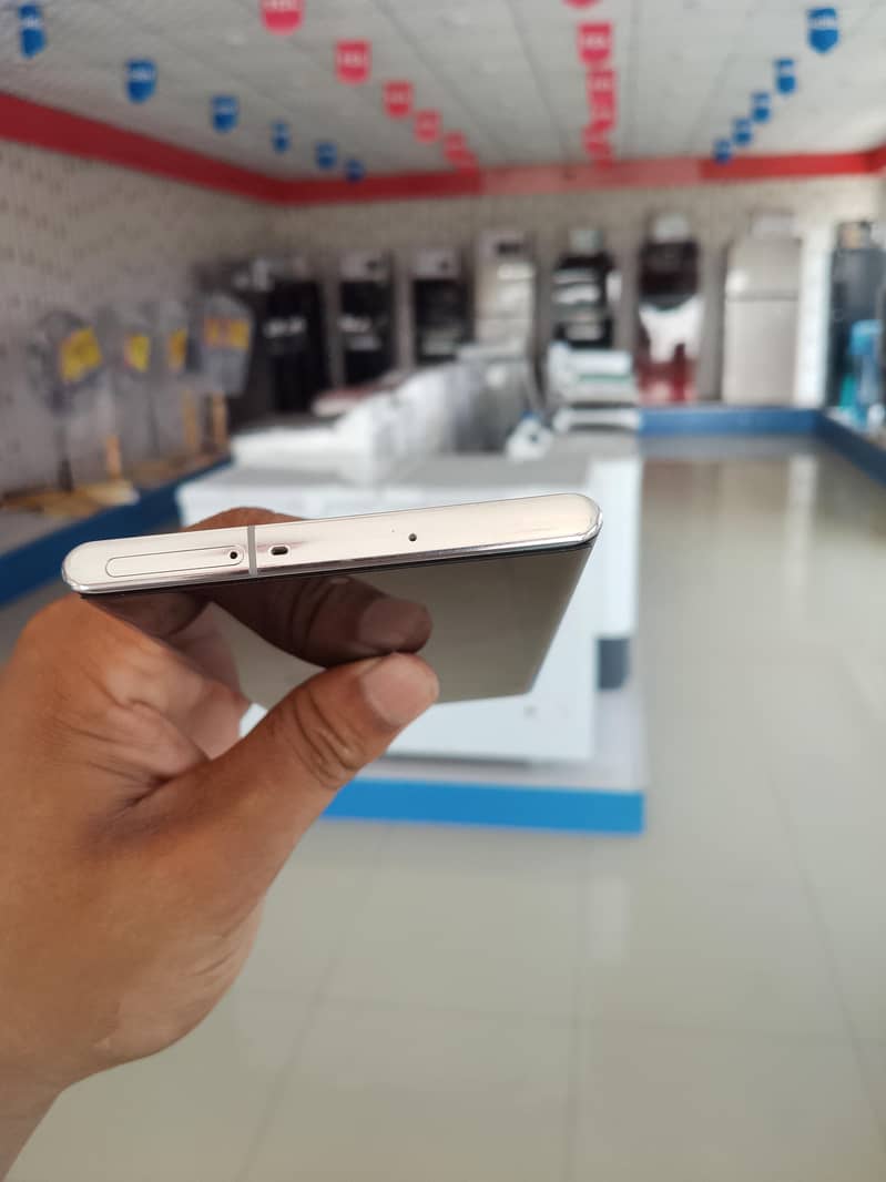 Samsung Mobile Note 10 Plus 1