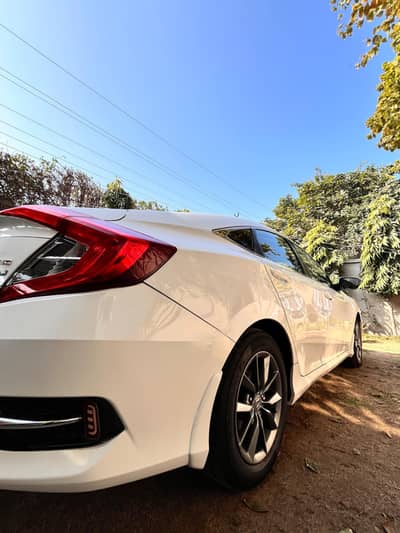 Honda Civic Oriel 2020