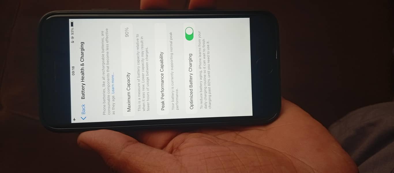 Apple iPhone 8 4