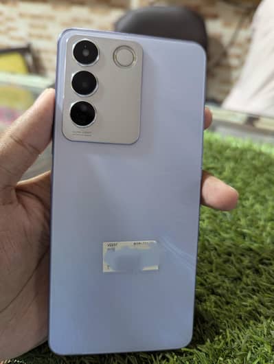 Vivo V27e