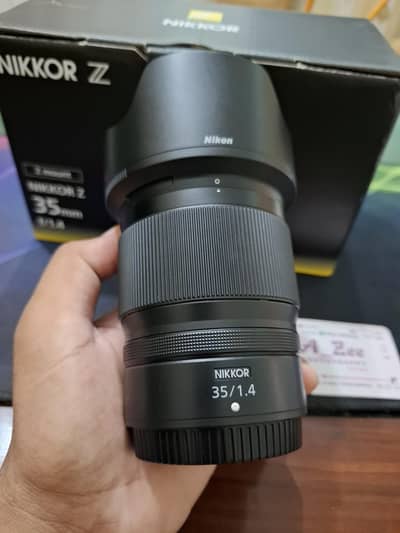 Nikon Z 35 mm 1.4 Lense 10/10