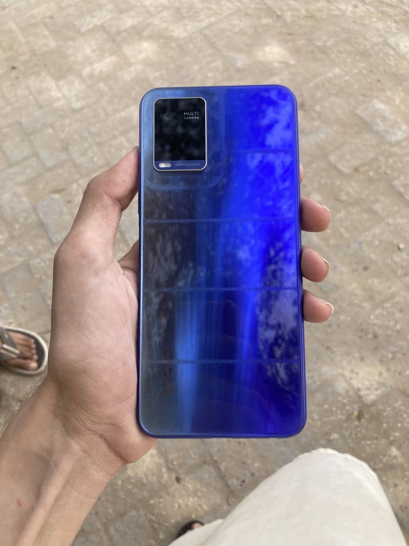 Vivo V21 4