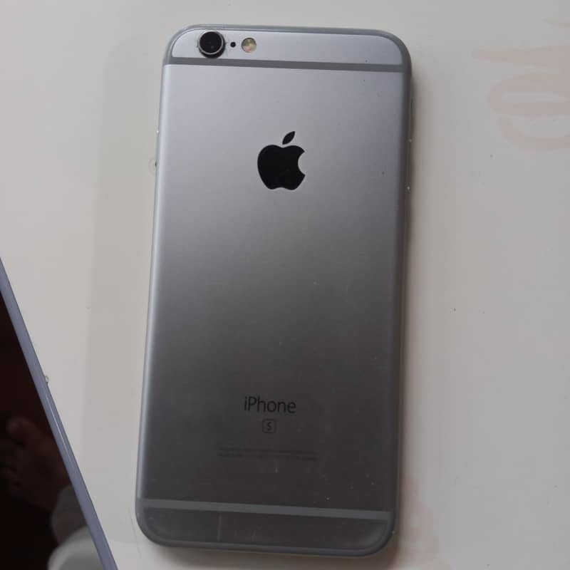 Apple iPhone 6S 0