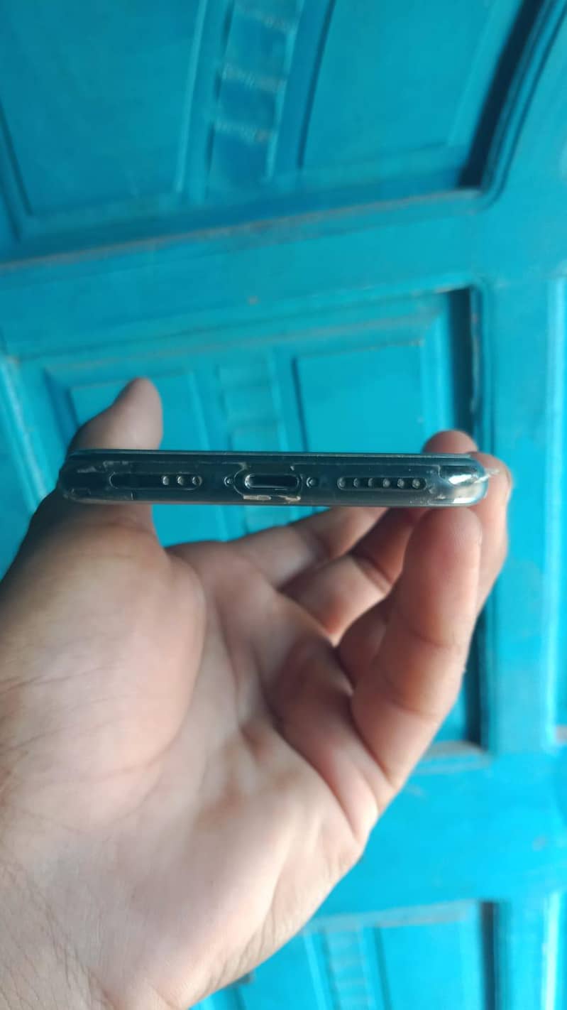 iphone xs 2
