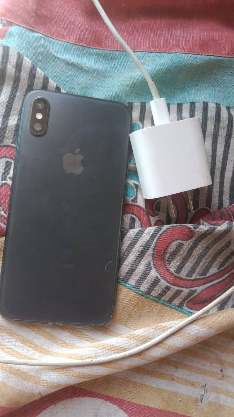 iphone xs 3