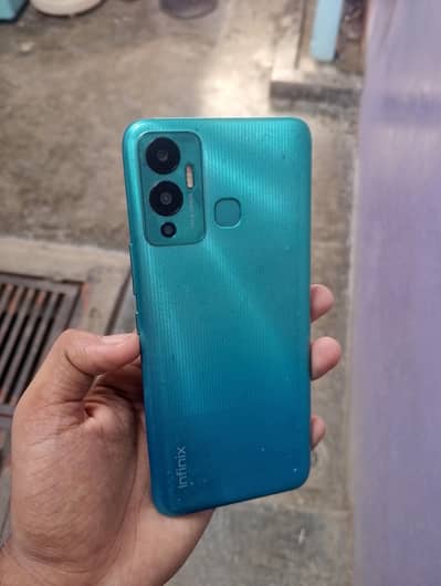 Infinix Hot 12 Play