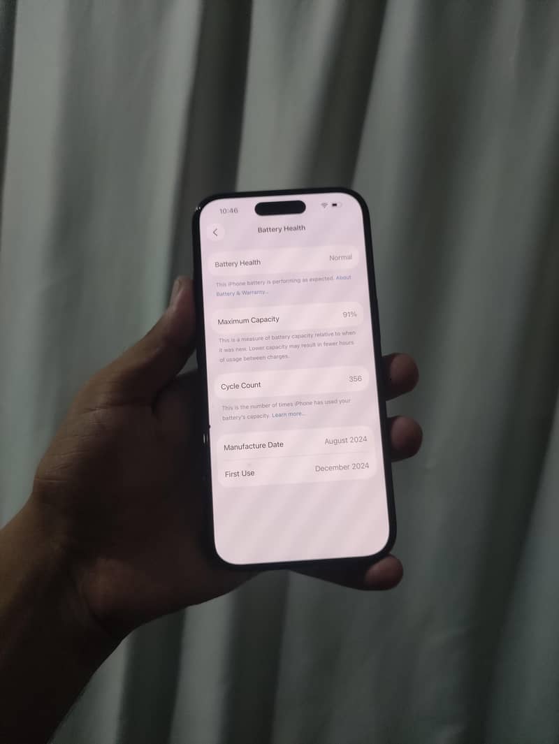 Apple iPhone 16 5