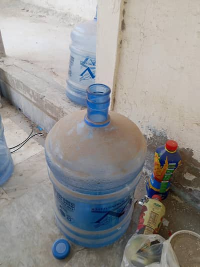 3 water gallons for sale