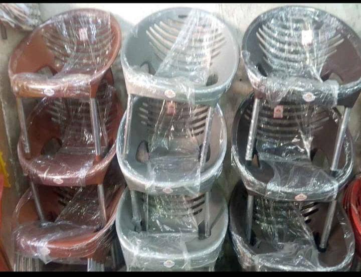 PLASTIC CHAIRS & TABLE 11