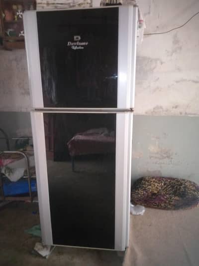 For sale Dawlance freej good condition