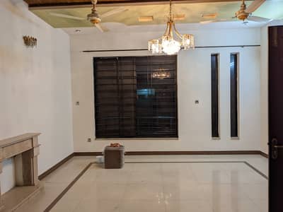FOR RENT Fully Renovated 3-Beds Upper Portion I-8/3