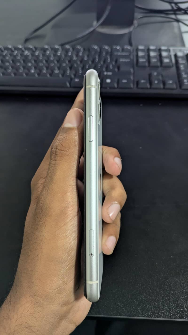 Apple iPhone 11 1