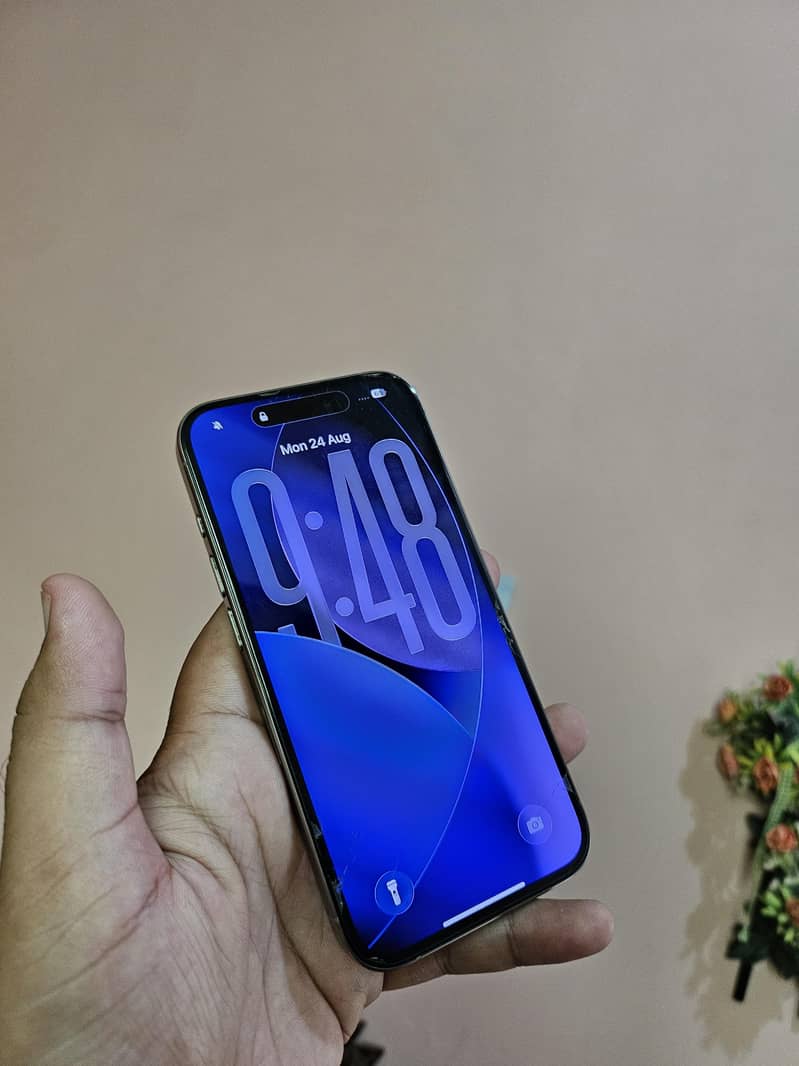 Apple iPhone 15 Pro 2