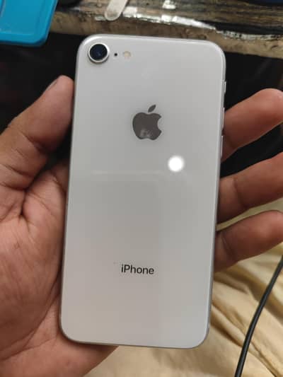 Apple iPhone 8