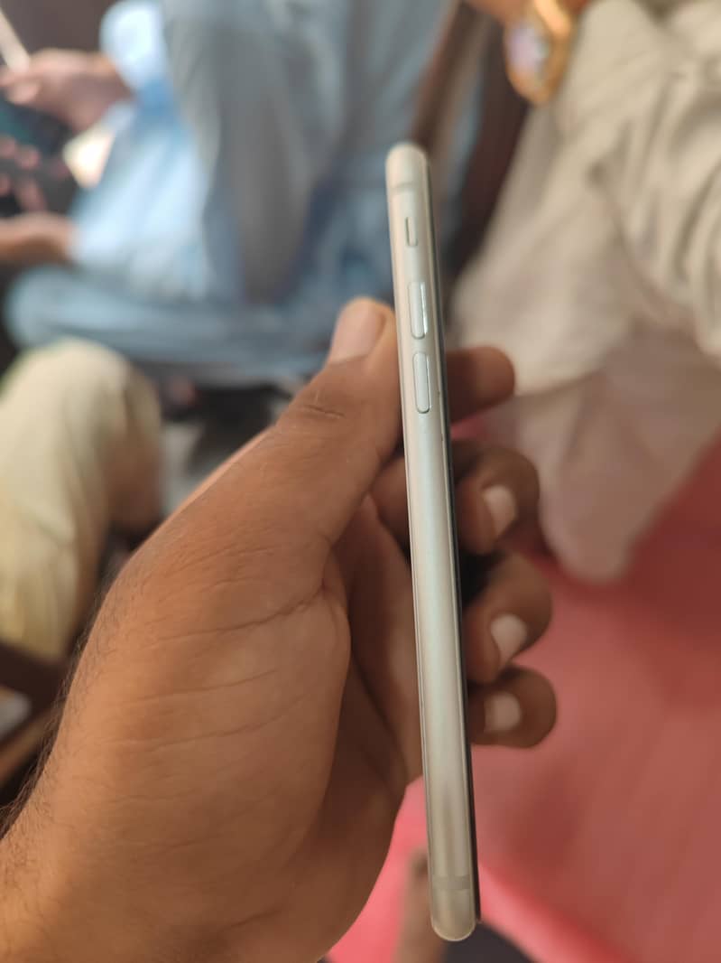 Apple iPhone 8 2