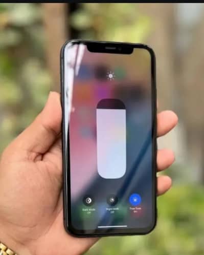 Iphone 11 64GP NON PTA CONDITION 10/10 Lush Phone ONE HAND USE