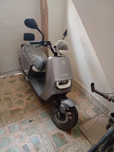 Yadea E8S pro for sell