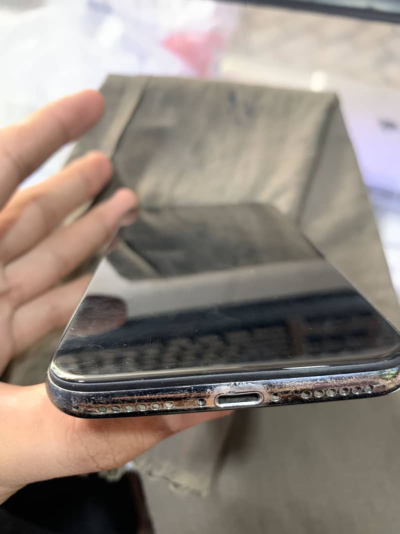 Apple iPhone X 2
