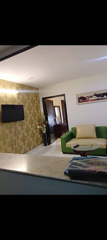 Par Day 1bed apartment available in Islamabad