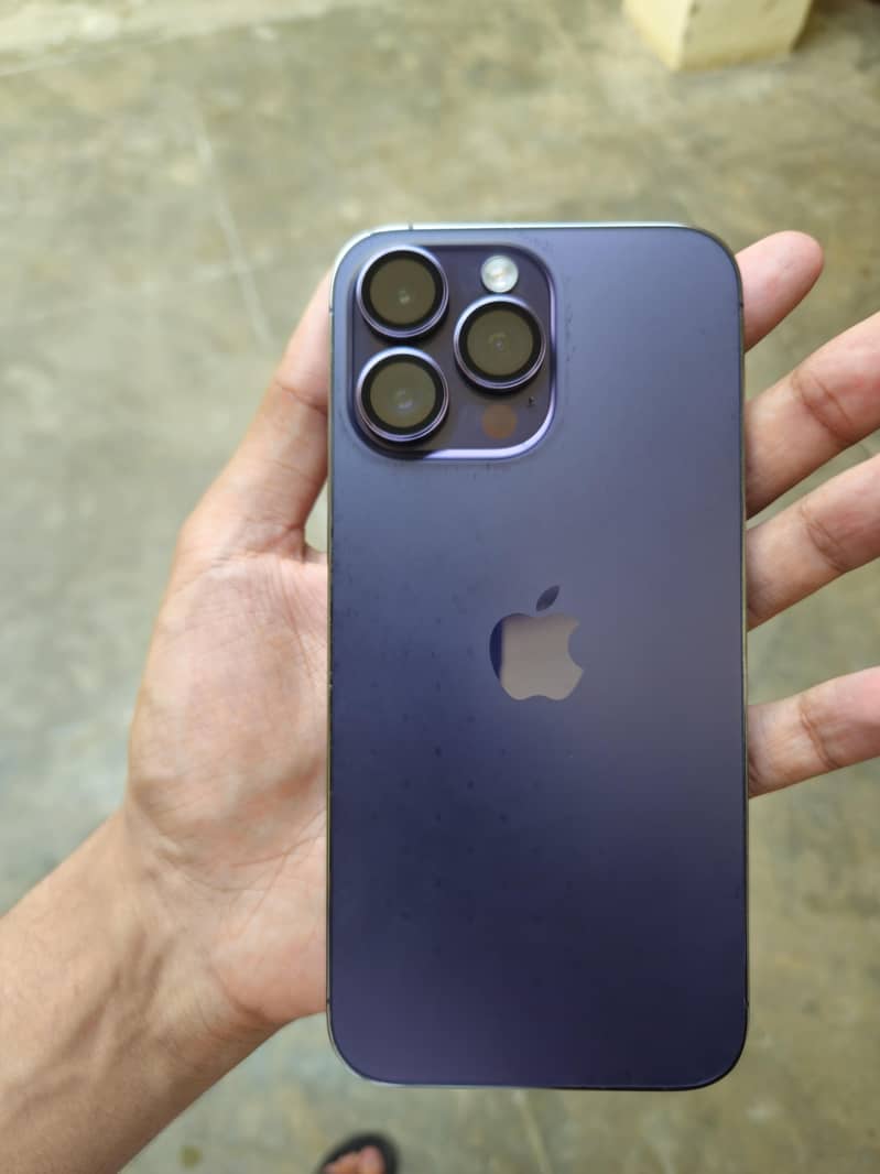 Apple iPhone 14 Pro Max 4