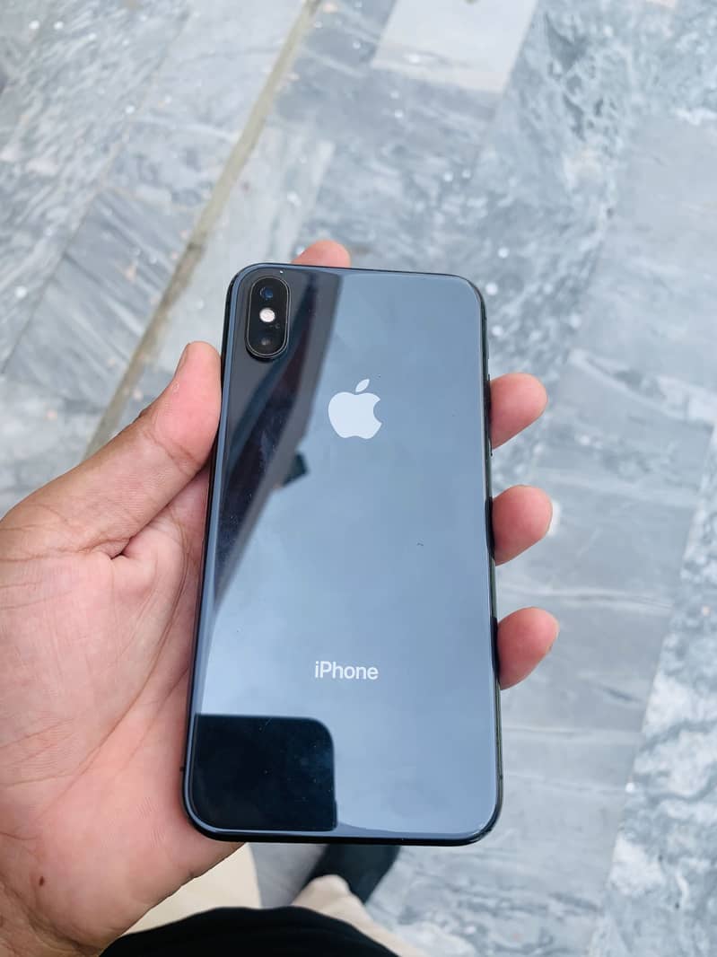 iPhone XS 0
