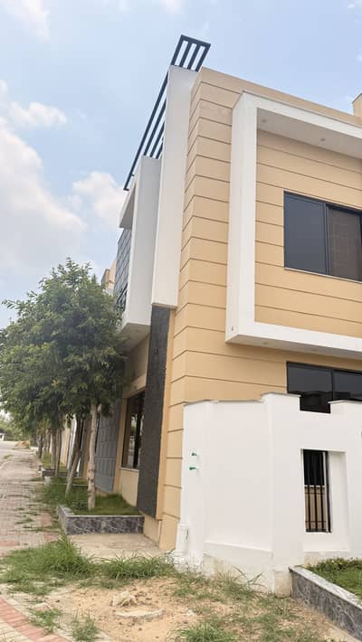 TopCity 1 Brand New House D Block for sale