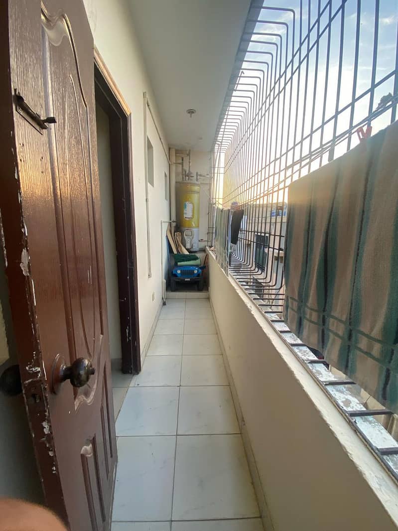 3 Bed DD, 4 Attached Baths, 9