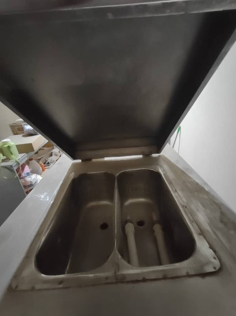Ice cream machine 1
