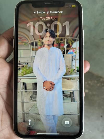Apple iPhone 11