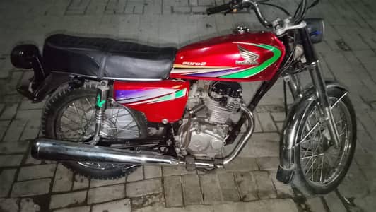 Honda cg 125 04 model
