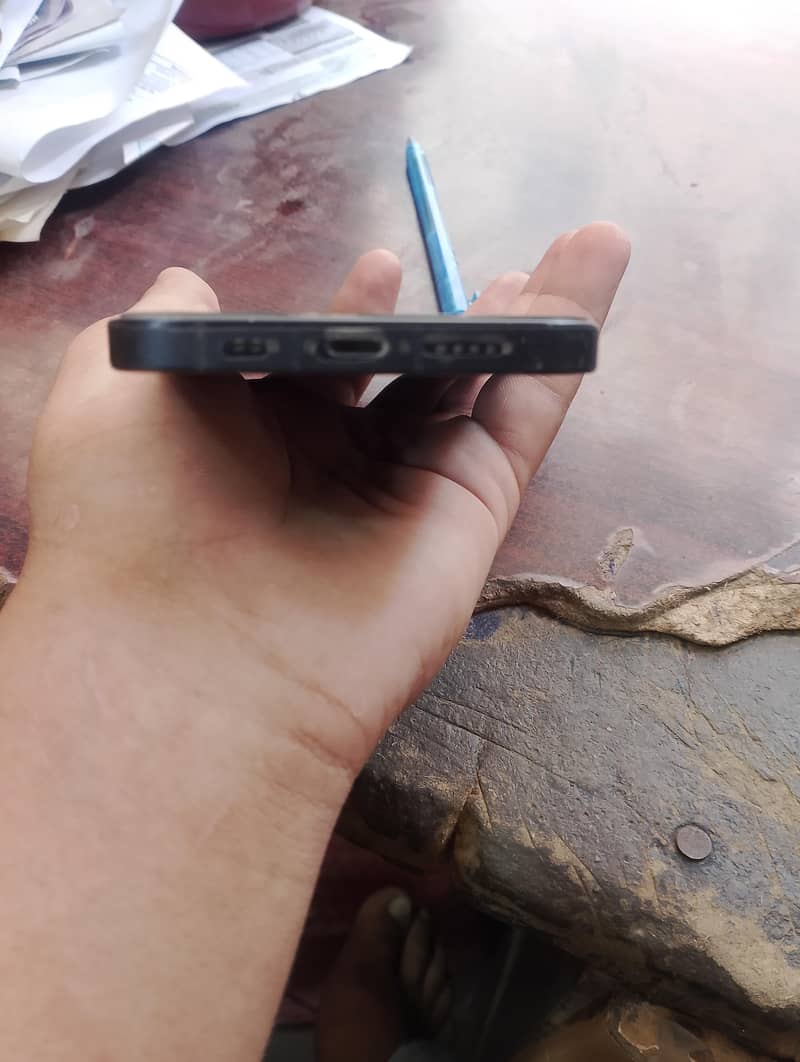 iPhone 12 3