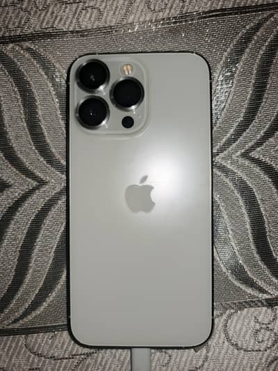 Apple iPhone 13 Pro