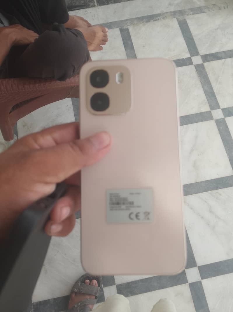 OPPO A6 0