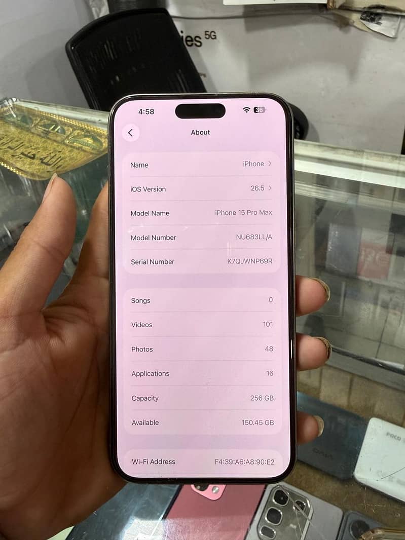 Apple iPhone 15 Pro Max 2