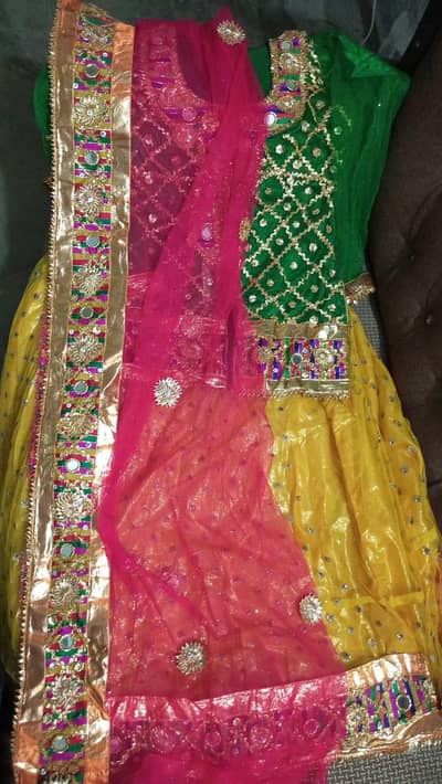 Asim jofa mehndi lehnga