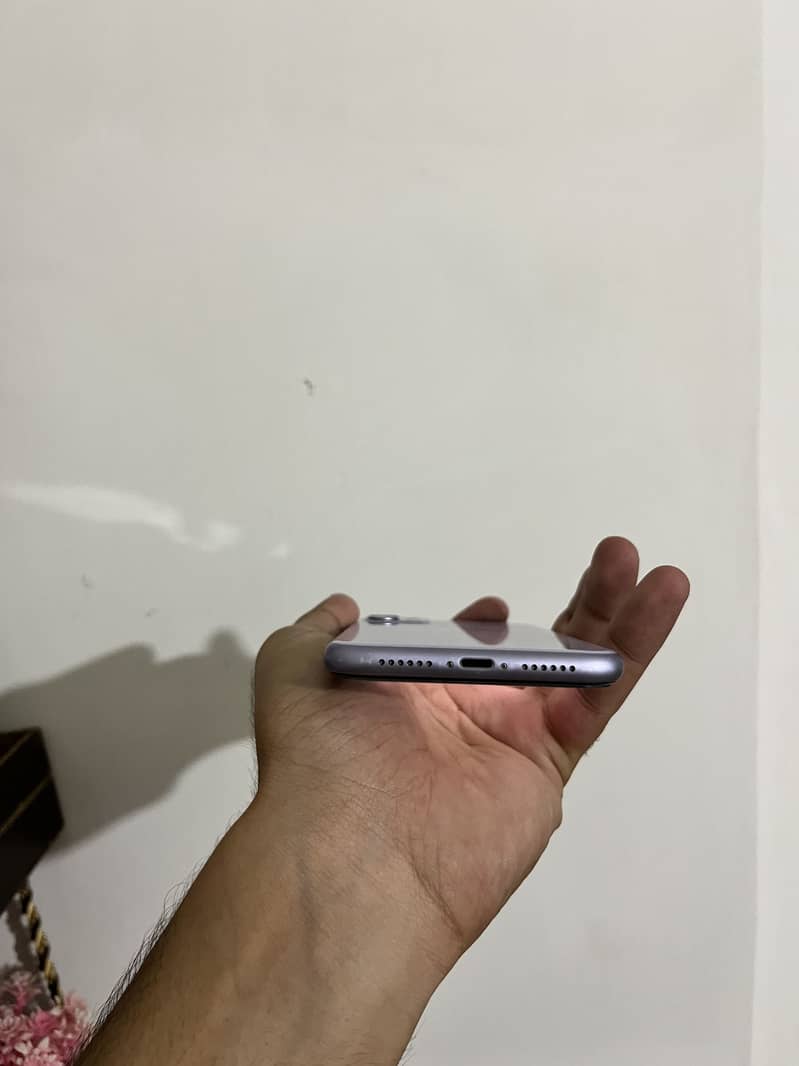 Apple iPhone 11 2