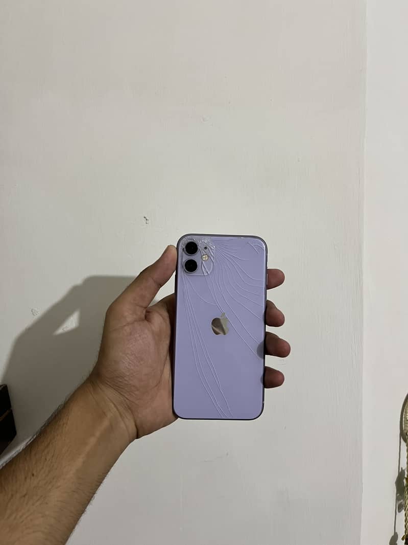 Apple iPhone 11 3