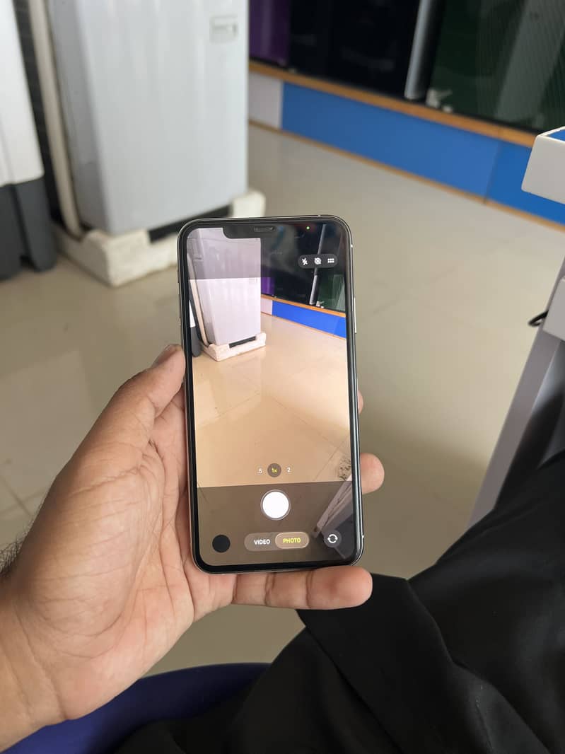 IPhone 11 Pro Max 2
