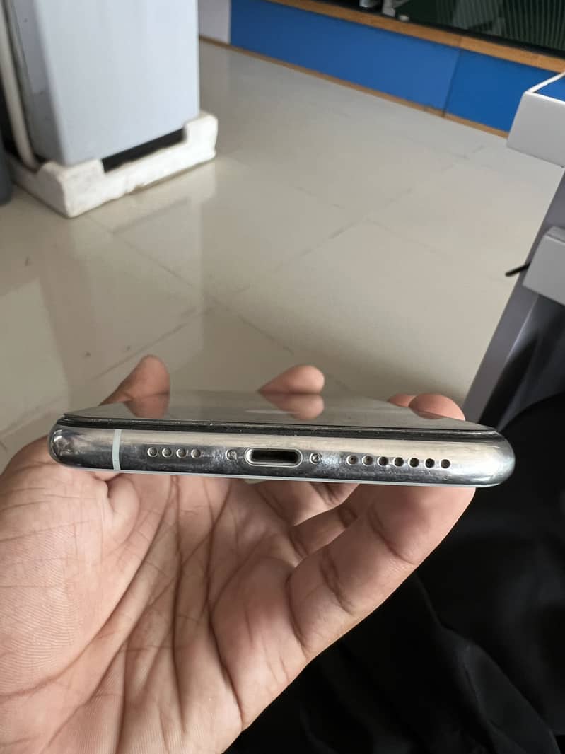 IPhone 11 Pro Max 3