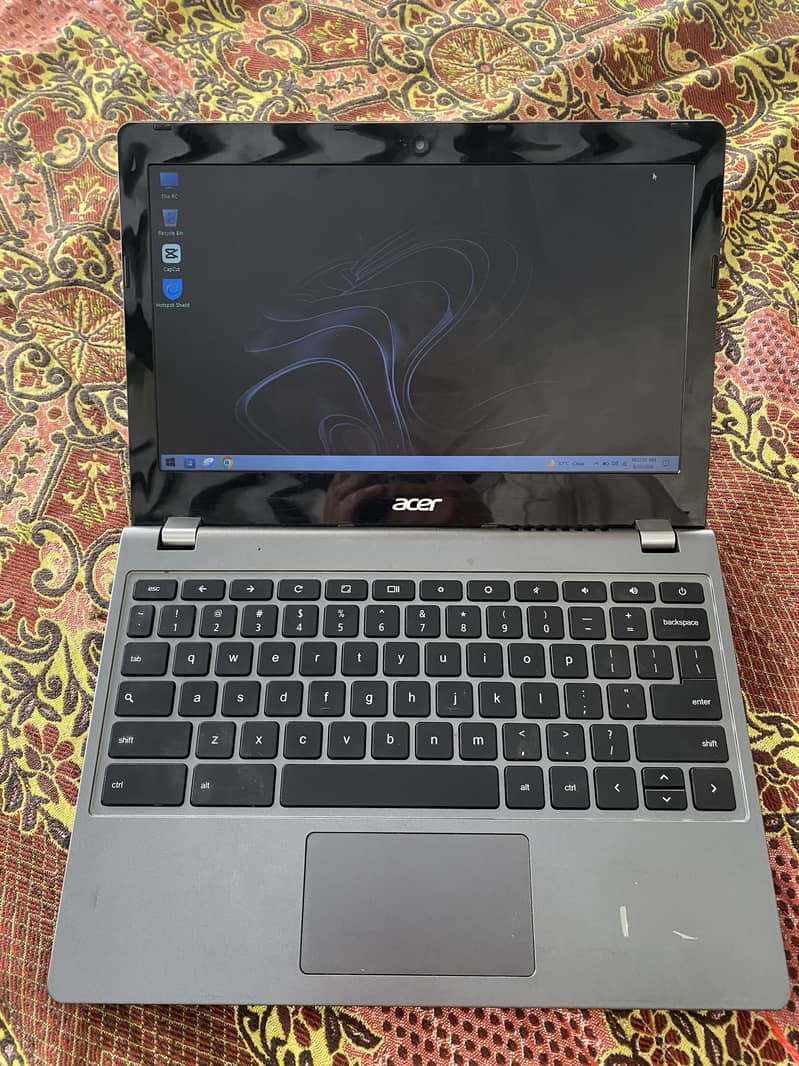 Acer c740 1