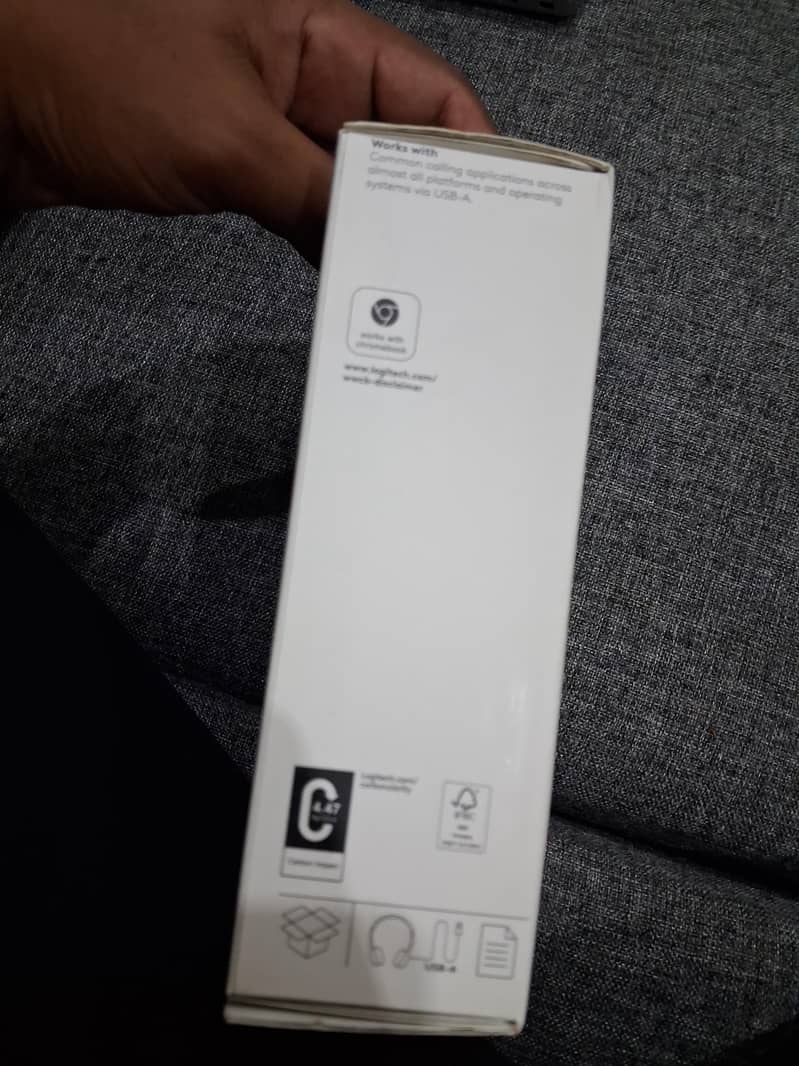 Logitech H340 1