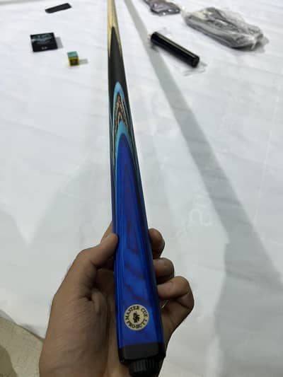 snooker cue