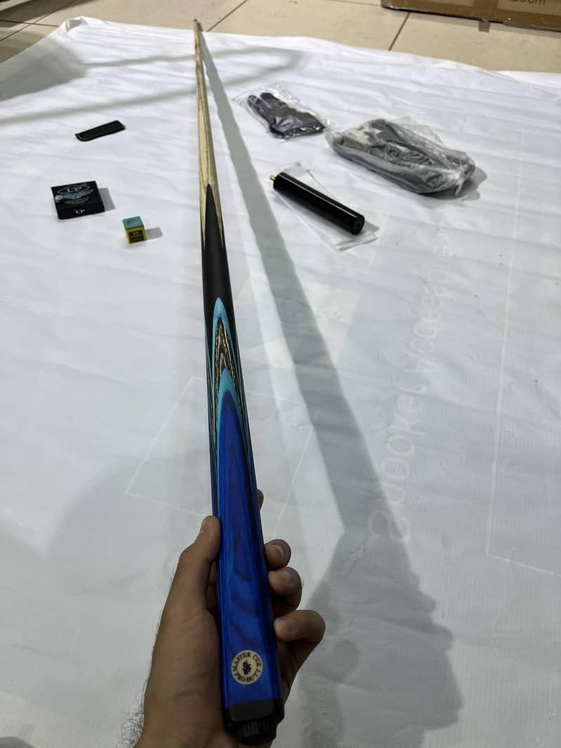 snooker cue 1