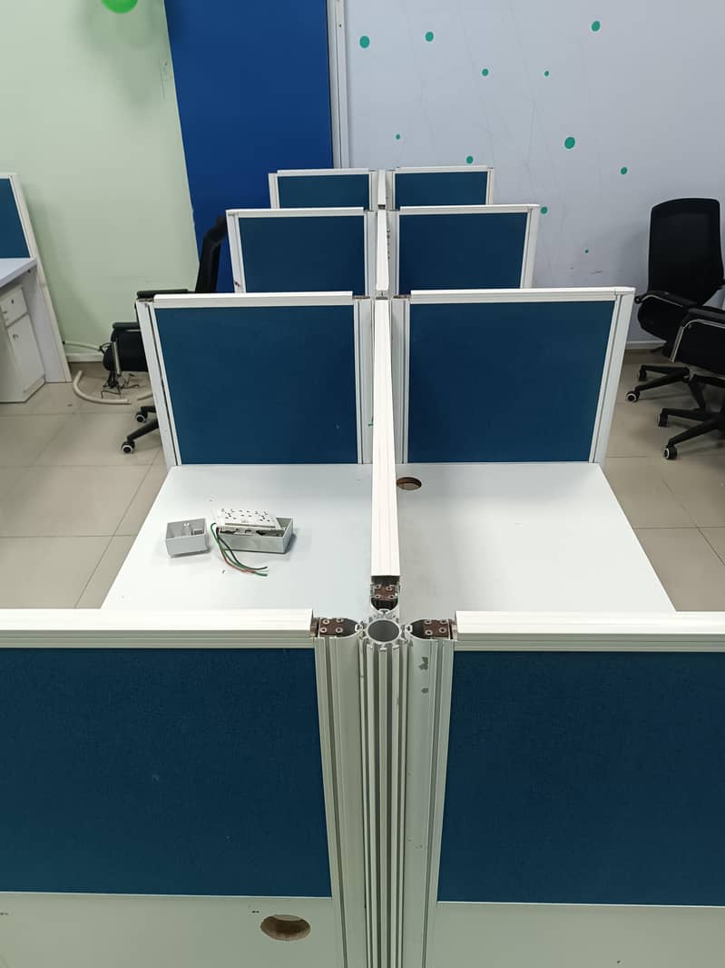 Work Station in Quantity 5