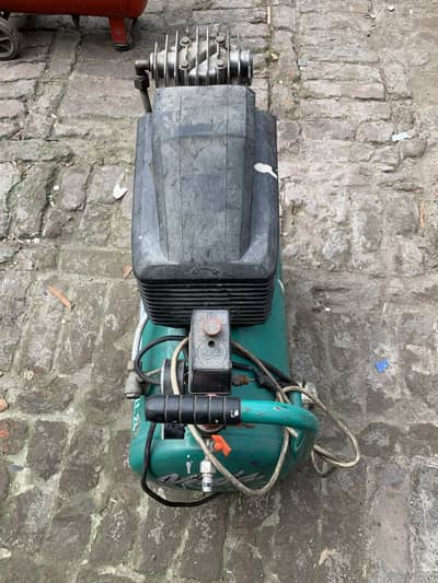 Air Compressor for Sale 24 Liter Air Compressor/2.5 HP Air Compress