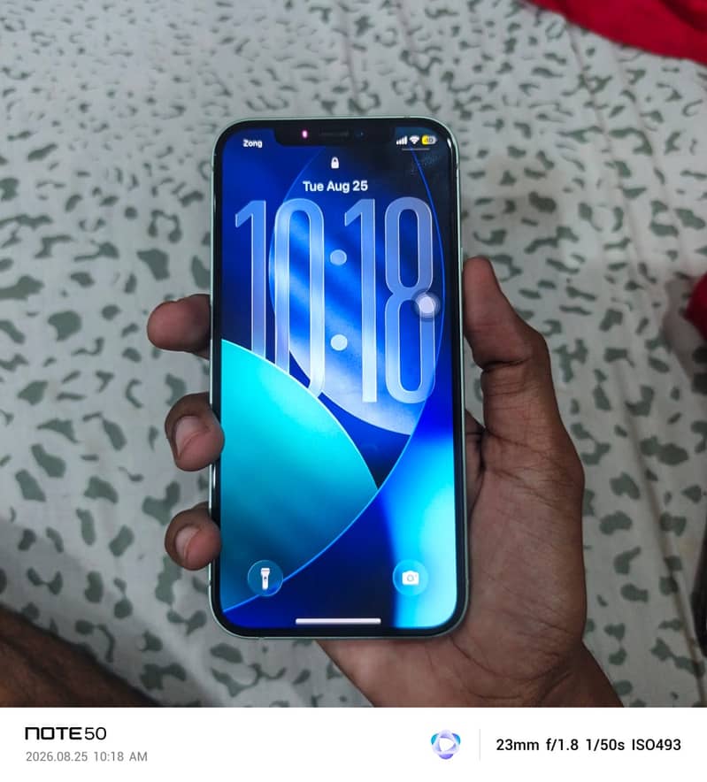 Apple iPhone 12 0